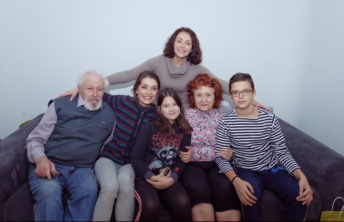 «Положите в карманы актрисы кирпичи!»: эксклюзивное интервью с Екатериной Волковой